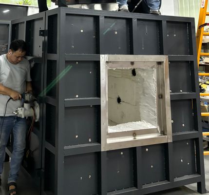 Wysokiej dokładności stalowa konstrukcja ognioodporny pokryw testowania pieca