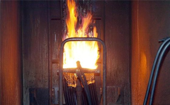 Tester spalania wiązek przewodów i kabli, maszyna do badania pionowo zainstalowanych wiązek przewodów i kabli